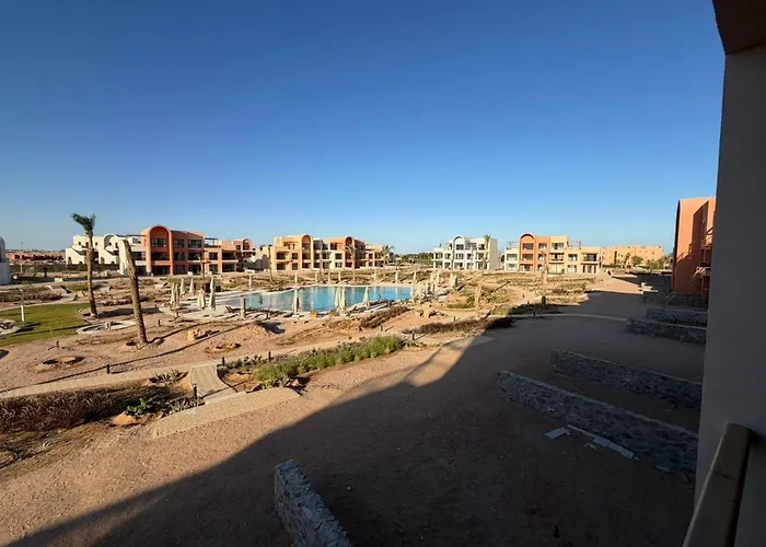 Spacious Gouna | Pool Access + Terrace *